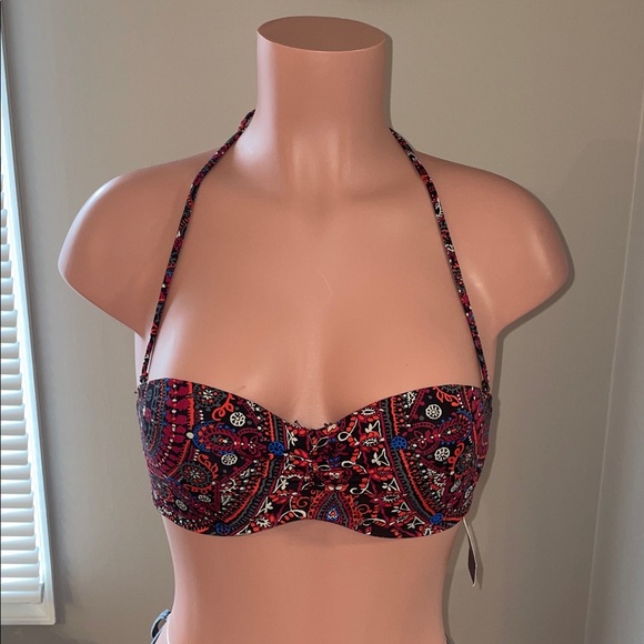 Abercrombie and Fitch Bikini Top - Medium. NWT - Picture 1 of 7